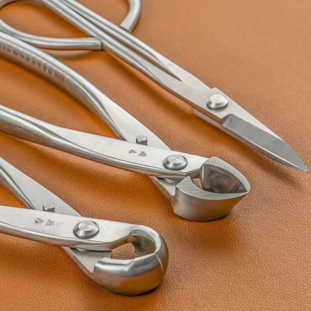 盆栽道具セット (3個) 枝切りノブカッター トリミングハサ - Concave Branch Cutter のレビューと価格