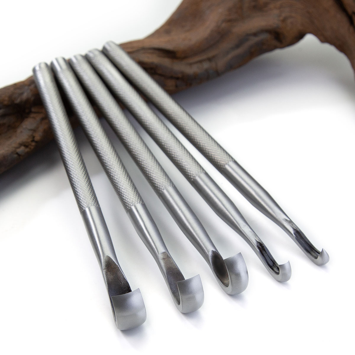 盆栽彫刻ツールセット CT-A 5Cr15MoV合金鋼鍛造  - Concave Branch Cutter のレビューと価格